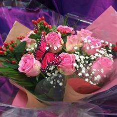 12 Pink Rose Gyp and Berries
